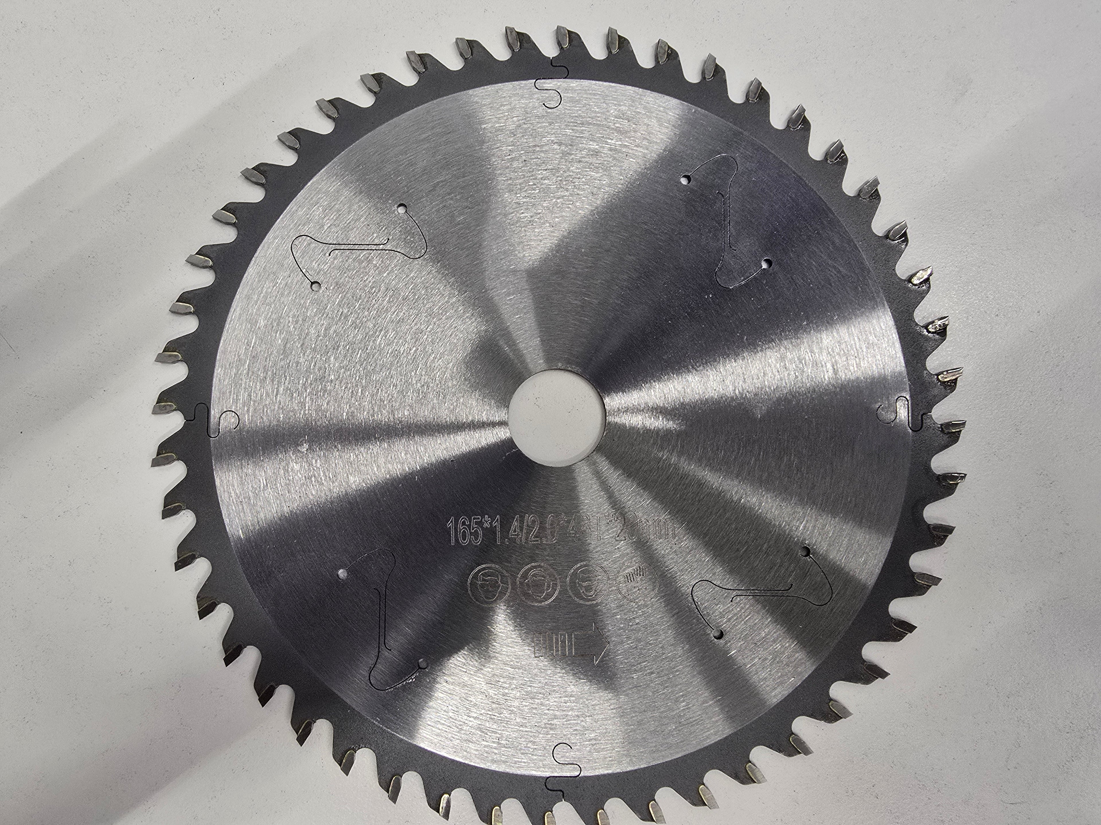 Hz TCT Puuterä 165*1,4/2,0*20 48T